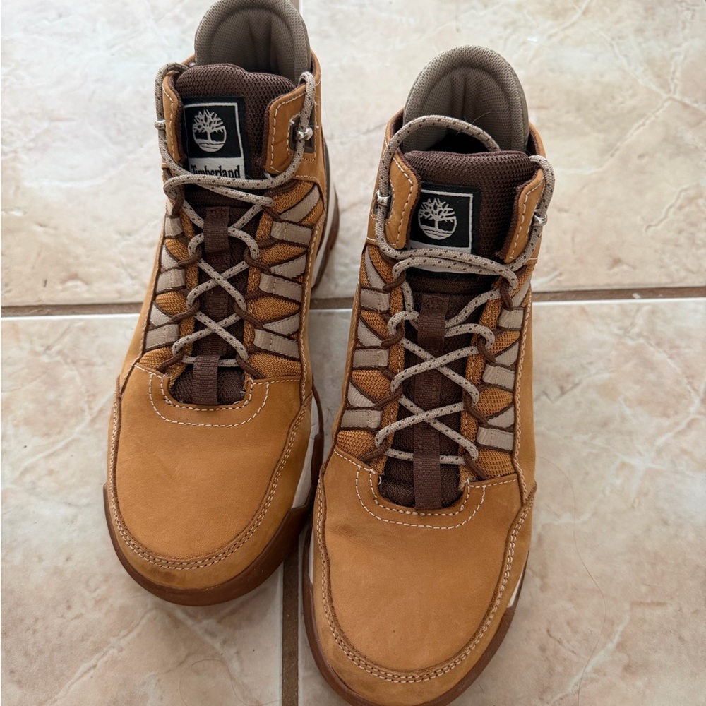 Timberland women’s  Brown Leather Hiking Boots